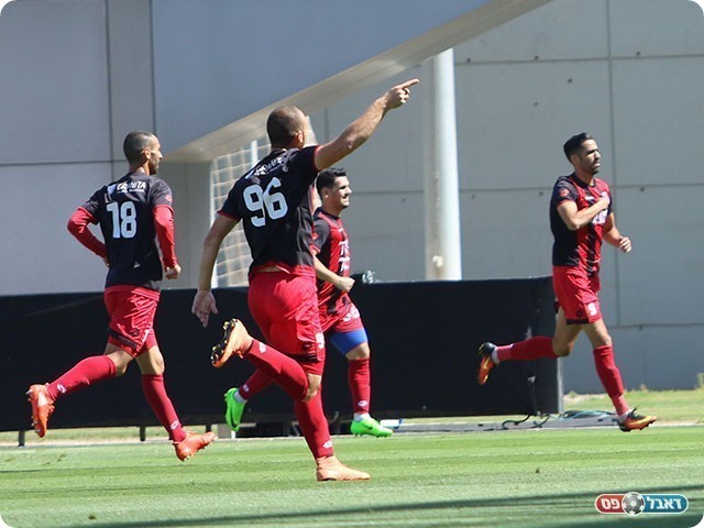 רן בן שמעון חוגג את הראשון (עודד חסין)